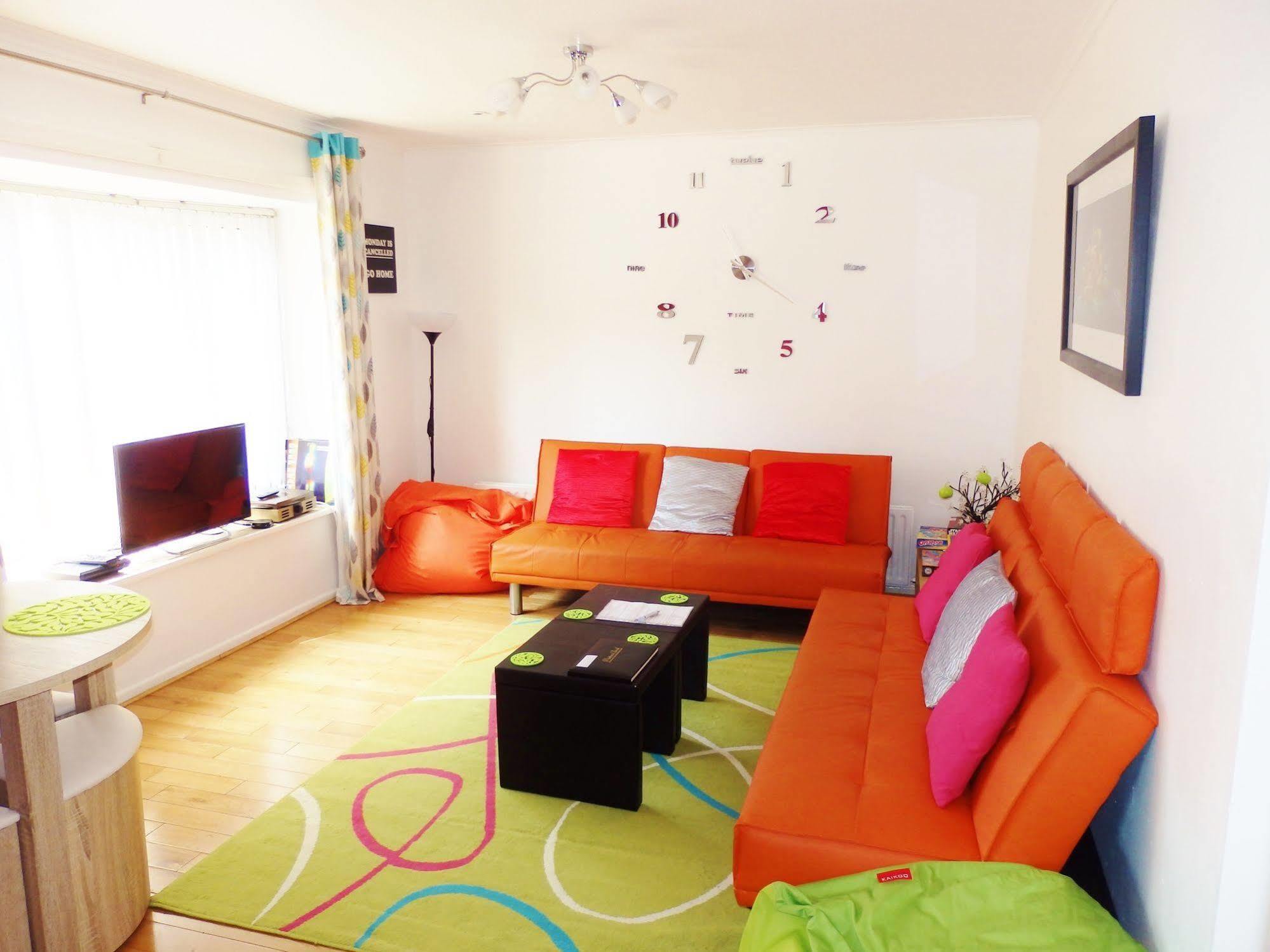 Very Central Location- Free Parking - 2 Bedrooms เบลฟาสต์ ภายนอก รูปภาพ