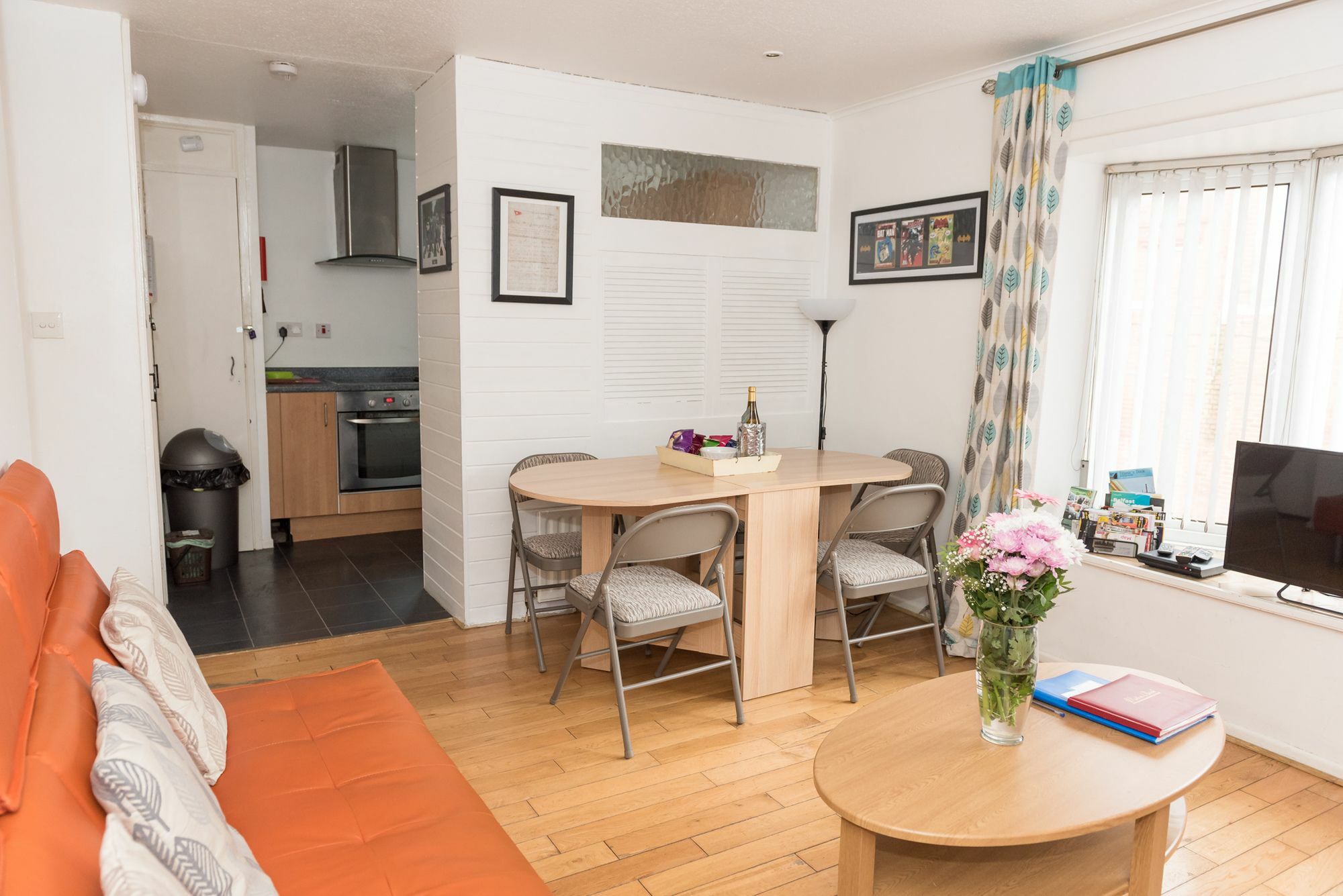 Very Central Location- Free Parking - 2 Bedrooms เบลฟาสต์ ภายนอก รูปภาพ