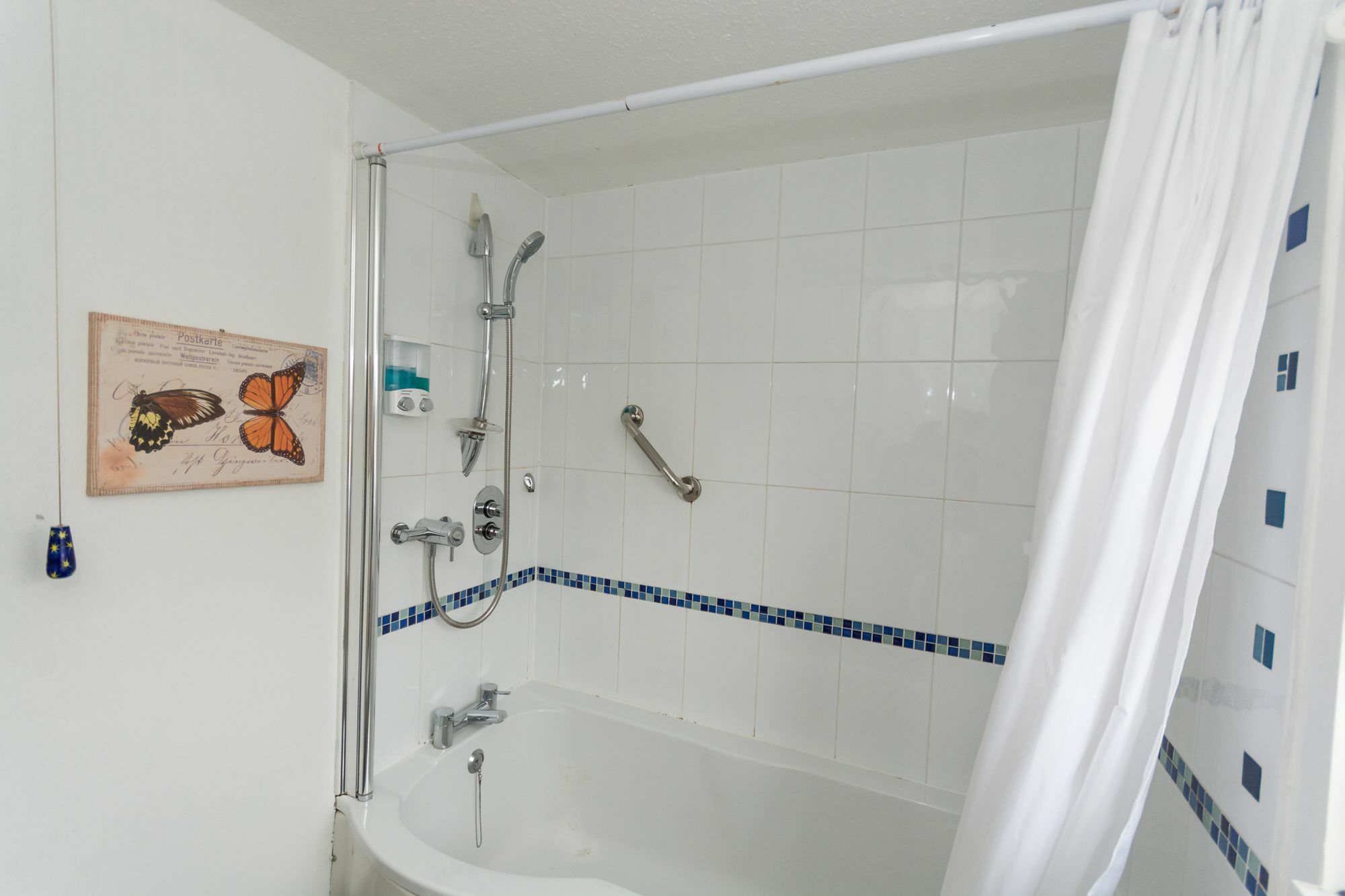 Very Central Location- Free Parking - 2 Bedrooms เบลฟาสต์ ภายนอก รูปภาพ
